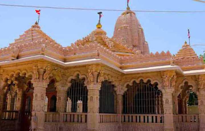 Mata no Madh taxi service from Bhuj